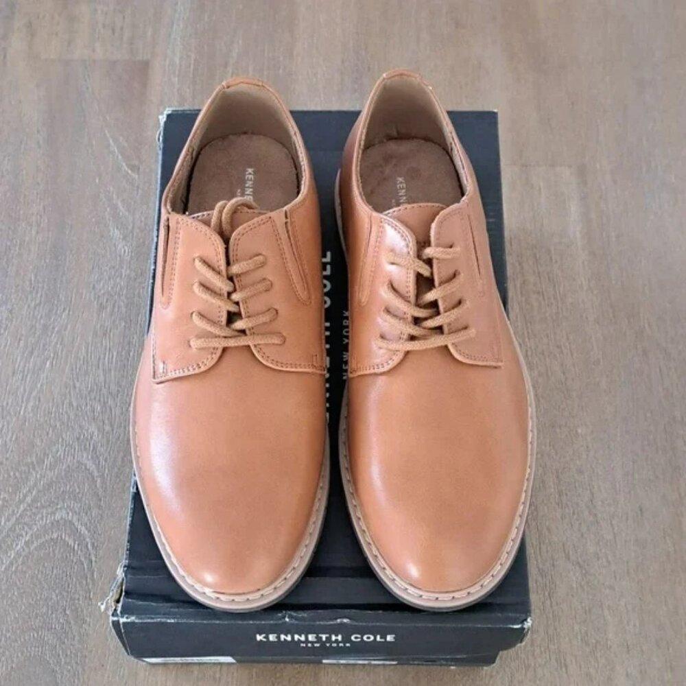 Kenneth Cole Klay Smooth Toe Oxford with Flex - Color: Cognac - Size: Kid 4 - Picture 2 of 9